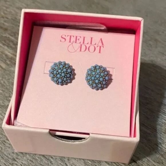 NWT stella & dot ~ beaded dome studs turquoise gold tone backing - Picture 5 of 5